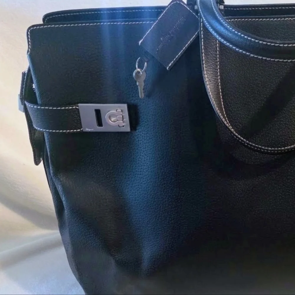 FERRAGAMO GANCINI VINTAGE NEW Padlock Black Leather Men's Bag
